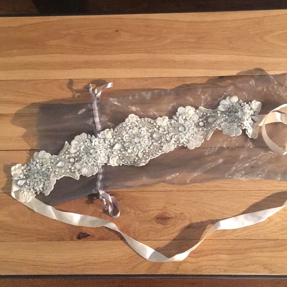 BHDLN | Bridal Belt/Sash